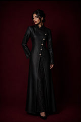 Elegant Two-Tone Lace Abaya – Timeless Sophistication