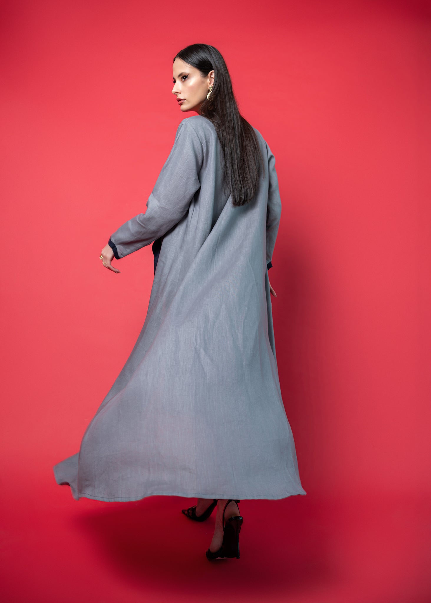 Grey linen abaya